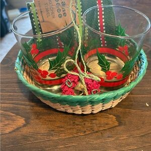 Holiday Glass Set with Basket